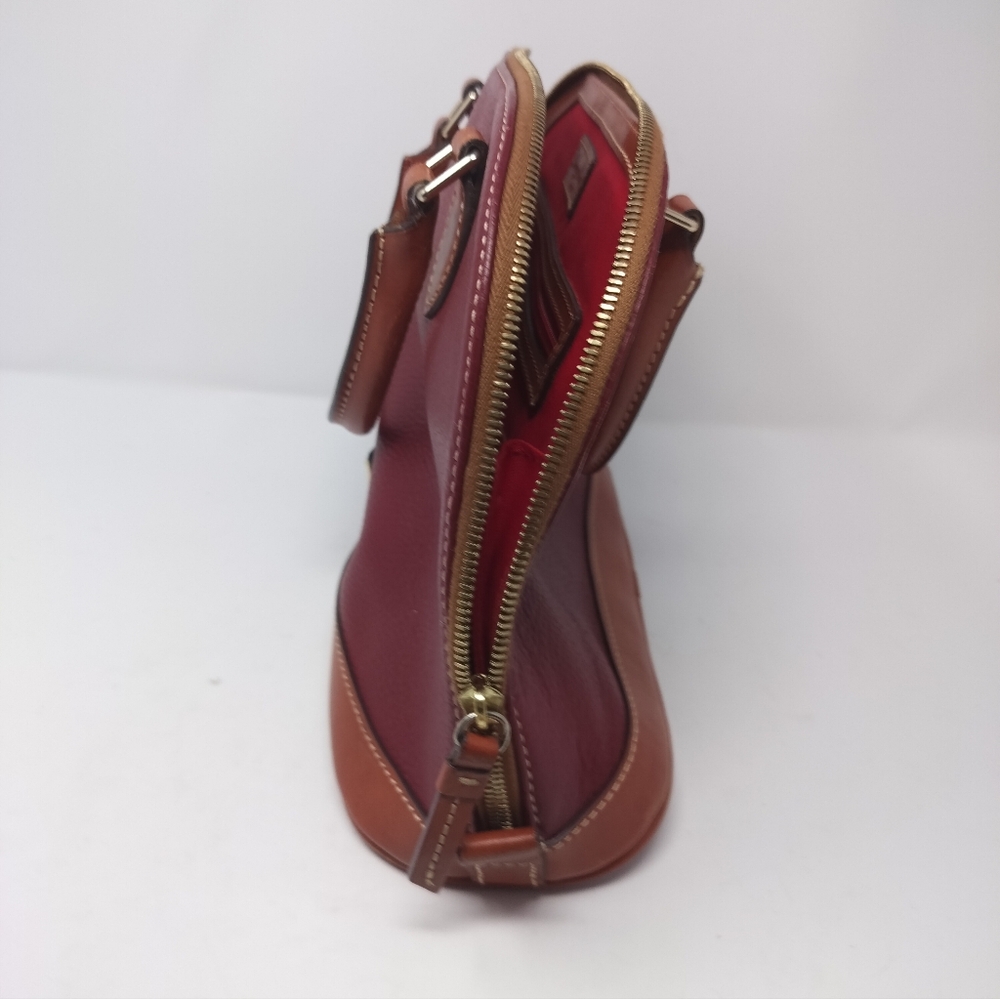 Dooney & Bourke Pebble Grain Zip Zip Satchel Bordeaux in great condition - Picture 6 of 16
